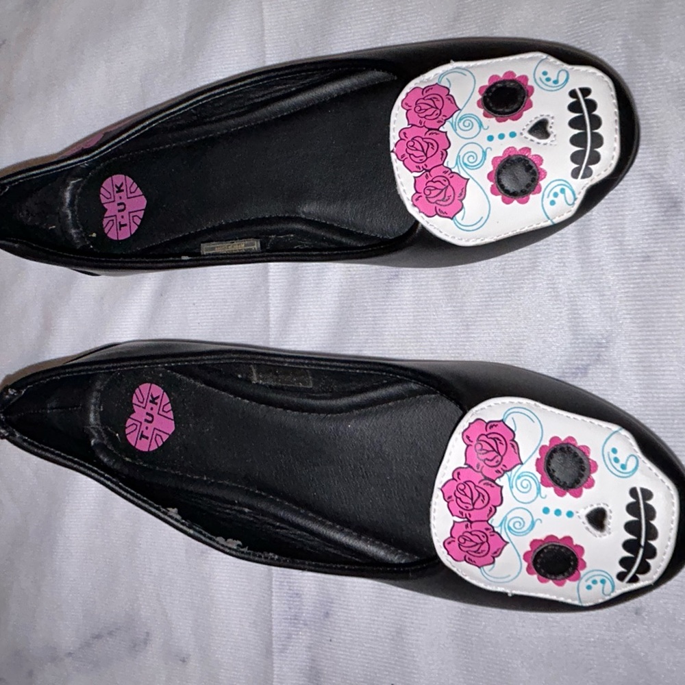 Tuk sugar skull flats